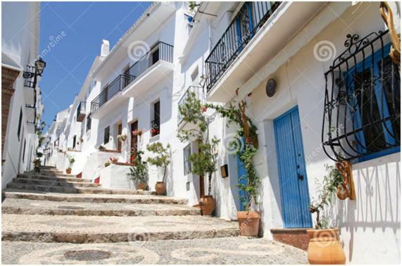 Apartamento Cala De Nerja-Lovely Εξωτερικό φωτογραφία